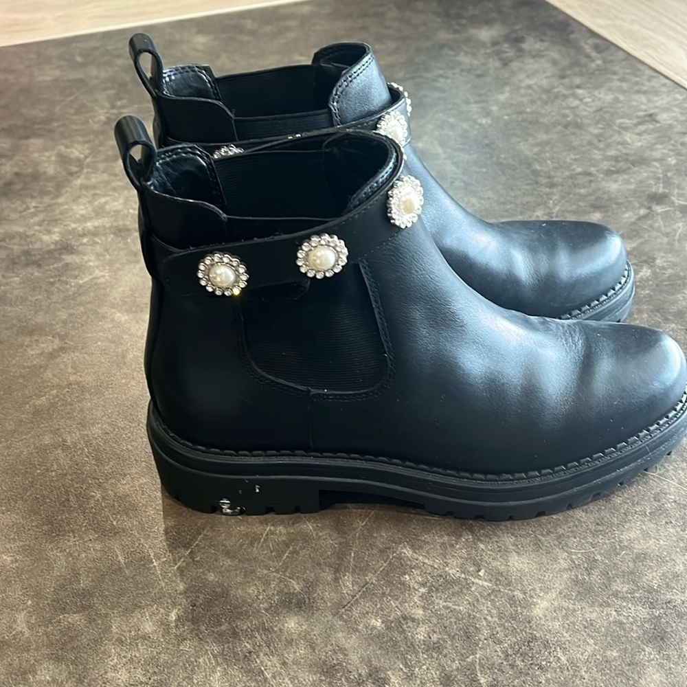 Copper key boots